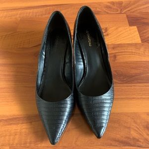 Le Chateau kitten heels